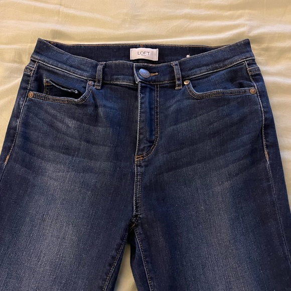 Loft jeans High Rise Straight. Size 4 - Picture 3 of 4